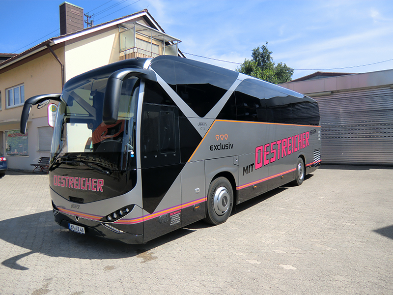 Omnibus Heinrich Oestreicher in Freiamt bei Freiburg